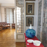 L'esposizione delle ceramiche di design tra le opere del grande novecento italiano esposte nella casa Museo Boschi di Stefano crea un connubio che rende unica questa mostra